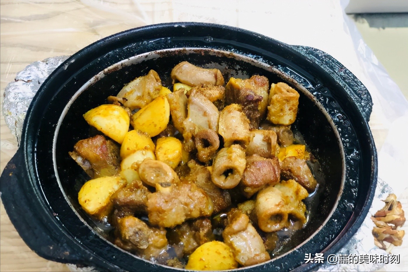 广东巷子里的夜宵店，30年连个招牌都没有，惠州人连汤汁都不放过