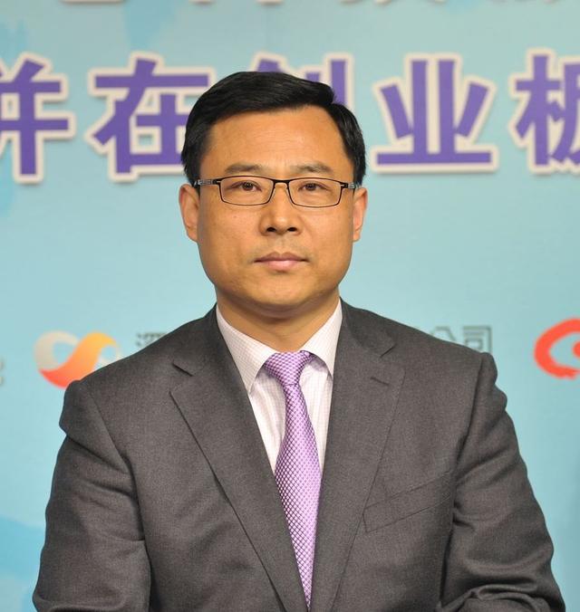 莱芜卖钢材老板，34岁改行风电，凭啥公司8年上市，身家27亿
