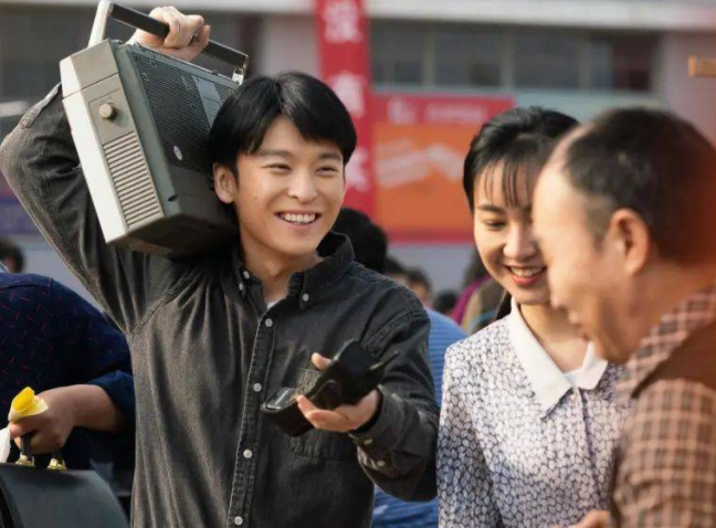 《大江大河3》官宣！原班人马强势回归，看到播出时间：我想哭了