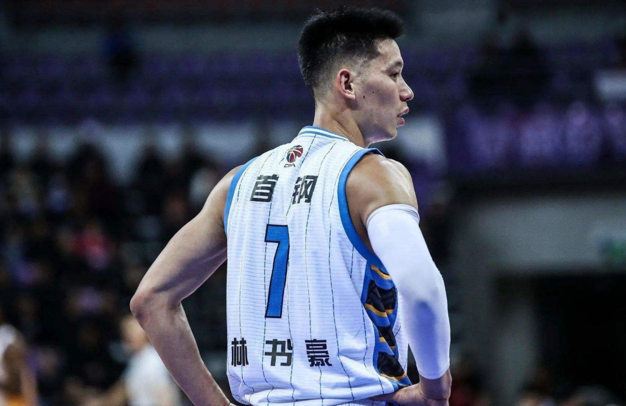 林书豪在nba待遇为什么和姚明不同(姚明和林书豪同样效力NBA九年，都赚了多少钱？比一下差距不小)