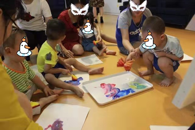 大二任性辍学，一年内换了7份工作，她是如何从前台转成老师的？