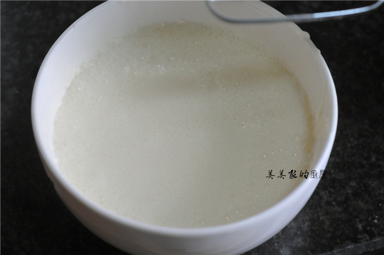 无添加的牛奶冰激凌（超简单的家庭自制冰淇淋）