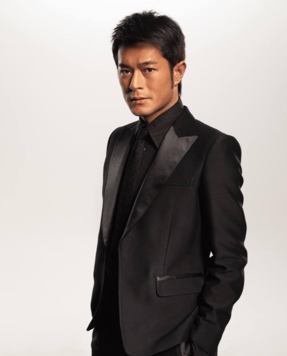 古天乐曾捐赠111所学校，而10年前这所希望小学，如今却彻底荒凉