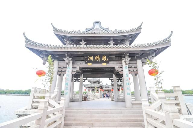 中国最早的启闭式桥梁，潮州城市地标建筑，广济桥