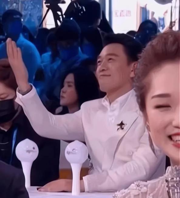 ‘霸道总裁’王耀庆灵魂深处搞笑担当