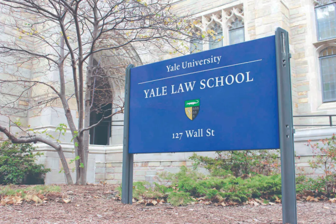 不愧是虎妈！丈夫被控性骚扰，自己跌下神坛，还敢手撕耶鲁法学院