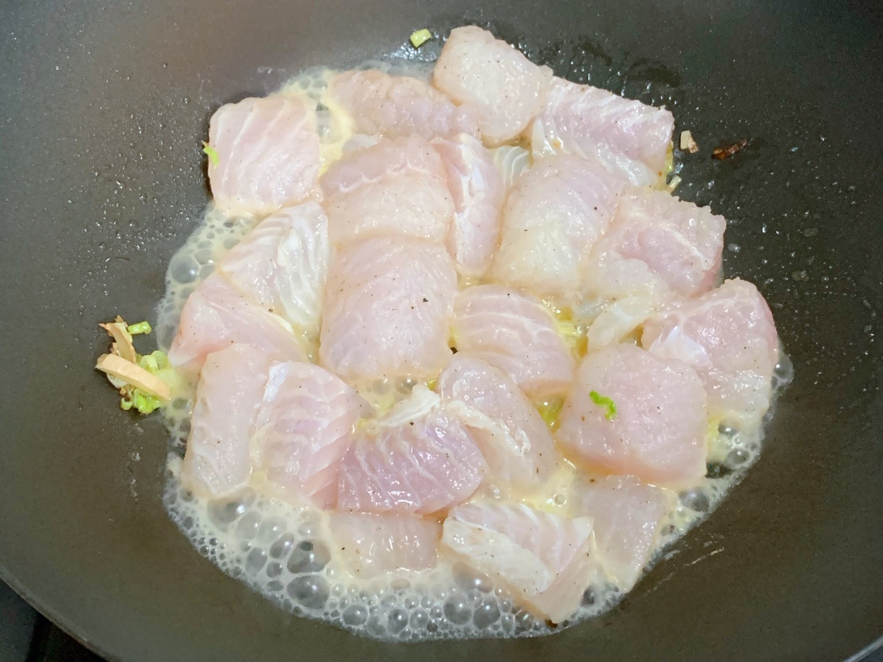 孩子要多吃，照烧龙利鱼，营养丰富“护眼鱼肉”，步骤简单家常菜