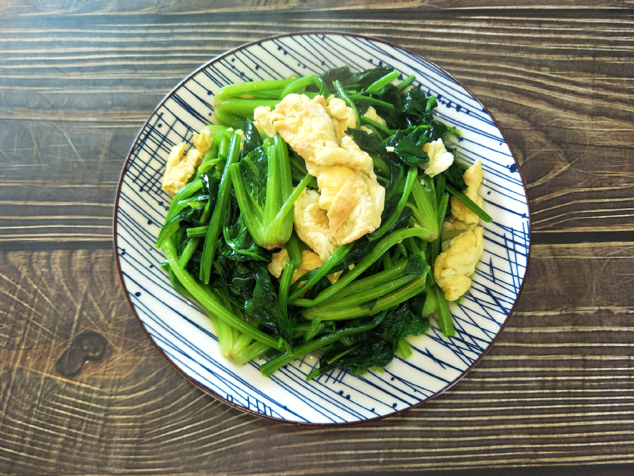 炒菠菜时，记住“2放2不放”，菠菜翠绿不涩，口感特别好