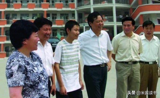 13年前，曾获竞赛奖，以709分考上清华的江苏状元，如今怎样