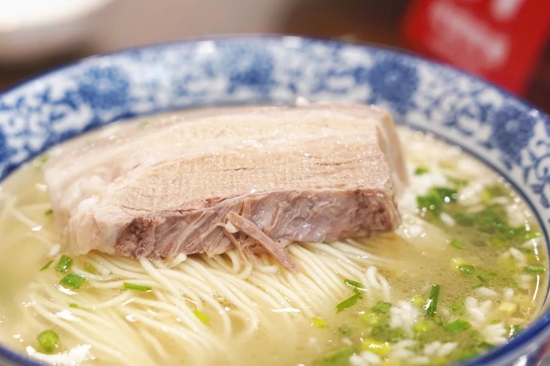 苏州美食全攻略：盘点人间天堂苏州的各种美味佳肴