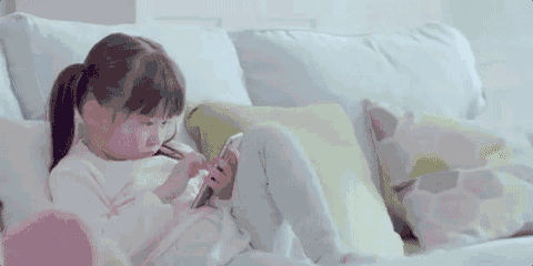 如果你不想让孩子好，就给他一部手机