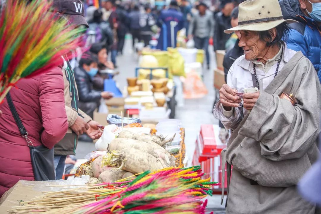 一遇西藏，便是天堂；一遇西藏，便误终身