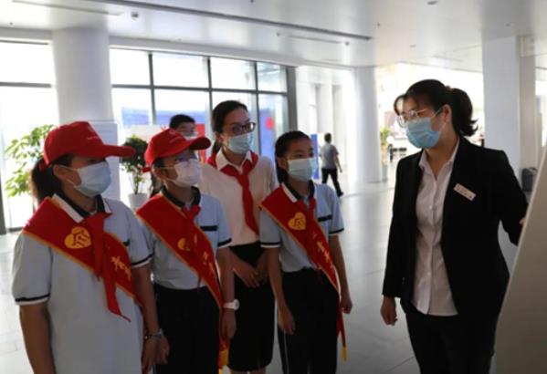 铁饭碗又将有变动，这些在编职工或改为合同工，应届毕业生须了解