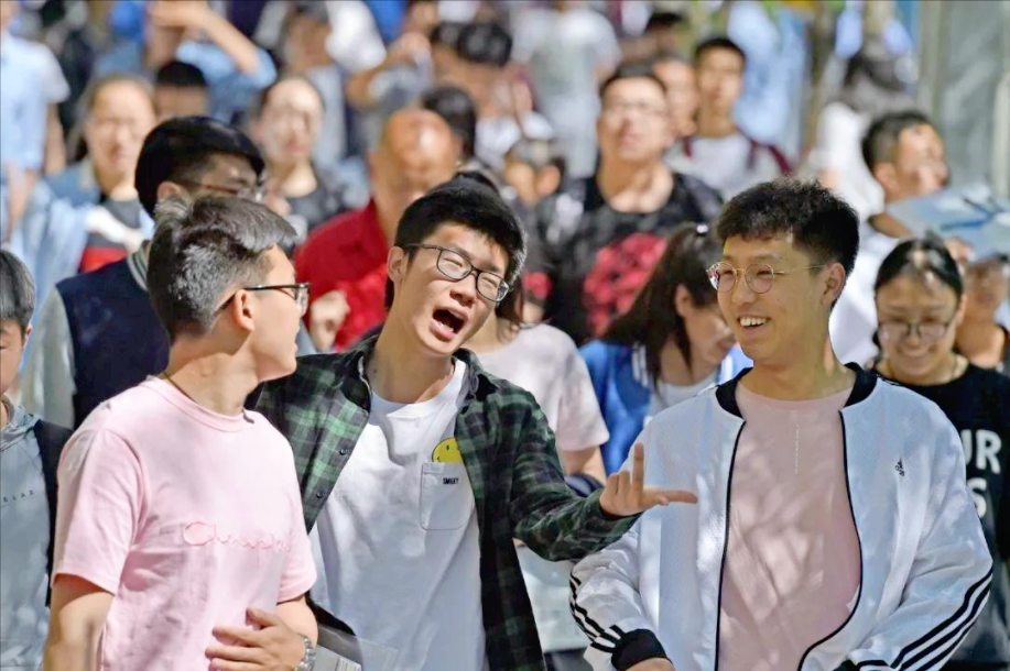 高考各省报名人数出炉，1078万考生为梦而战，400多分能上本科吗