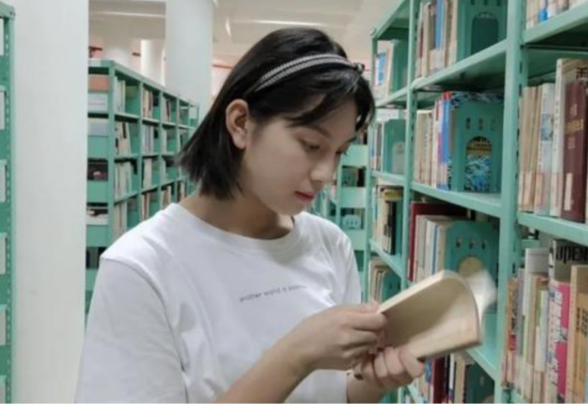 682分的文科状元，才华与颜值并存的她，任性“独宠”北大