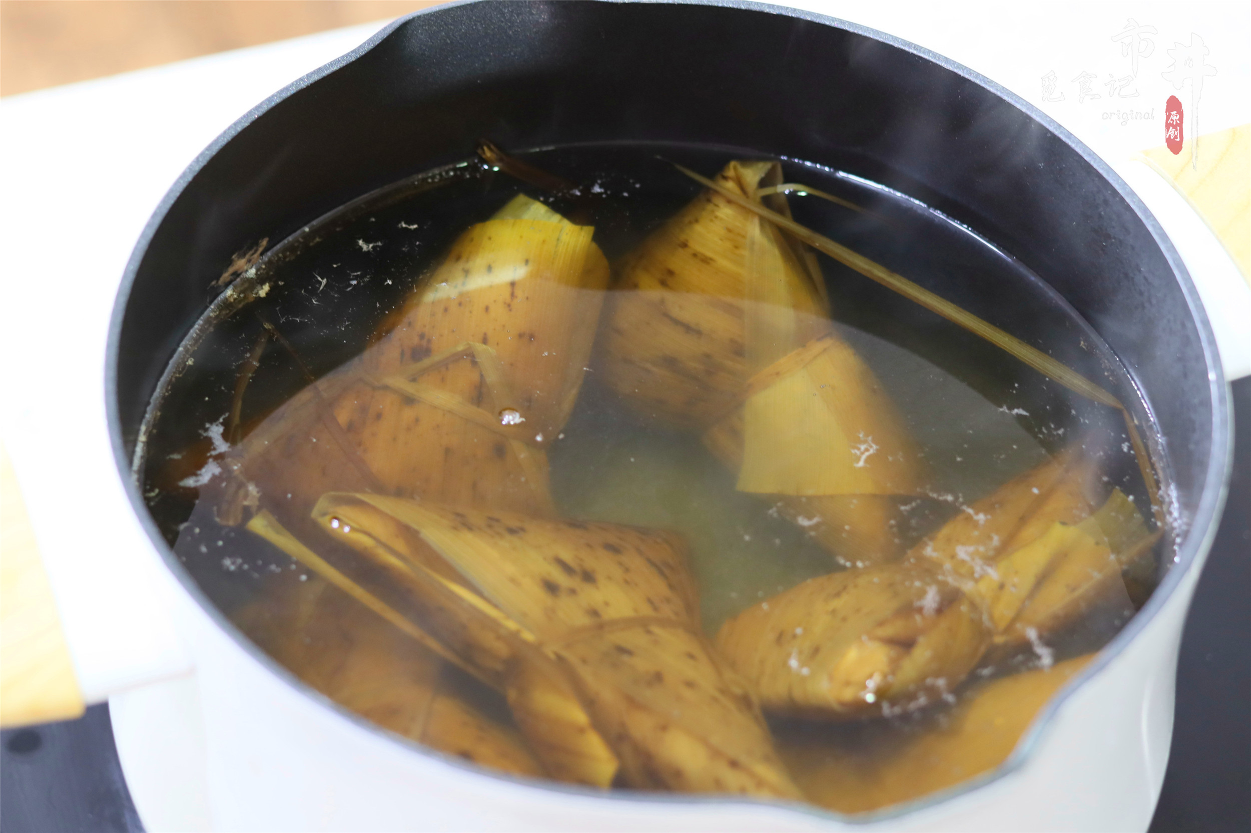 粽子煮多久能熟（四个窍门煮出软糯香甜的粽子）
