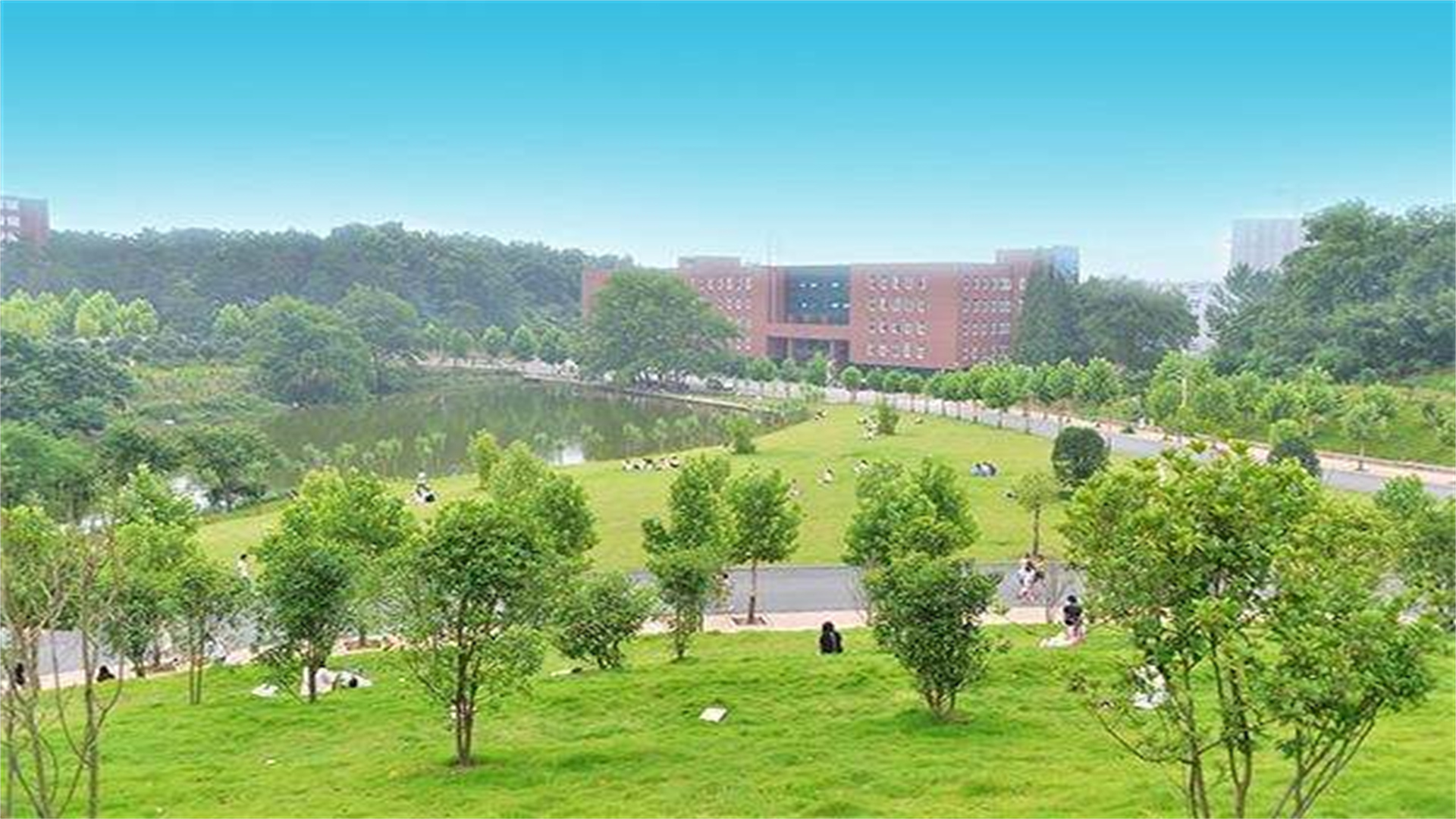 河南信阳这所“二本”师范学院，一本招生分数，被称“教师摇篮”