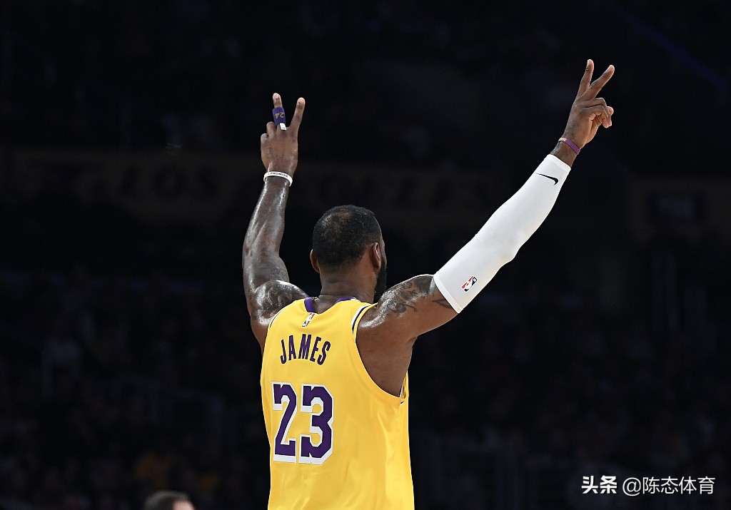 nba联盟为什么不扶持马刺(詹姆斯精明之处：不加盟马刺或者凯尔特人，这两支球队真不适合)