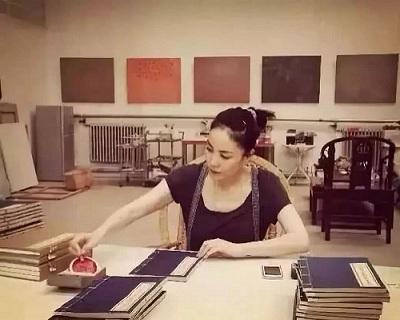 为何人们偏爱抄经，原来福报这么大