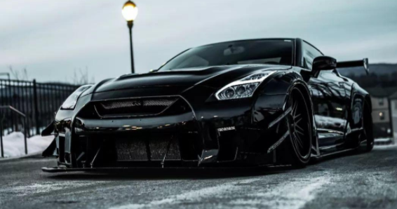 红标思域,尼桑gtr,欣赏一下改装的r35-gtr案例