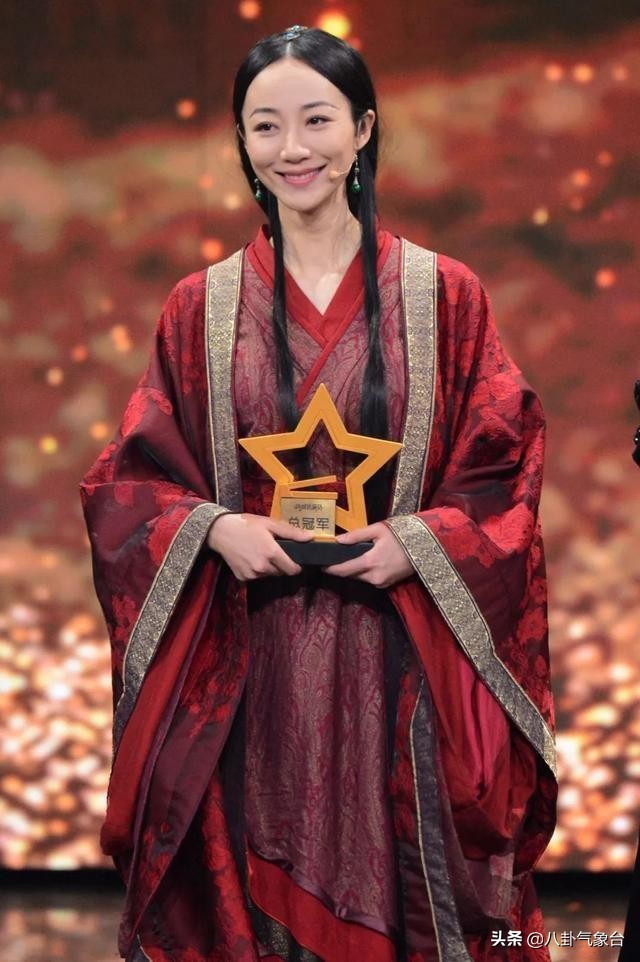从“玉女歌手”到“四不像”，韩雪经历了什么？