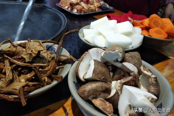 昆明大排档界的“排队王”，店里只卖一道菜，现杀现吃年入上千万