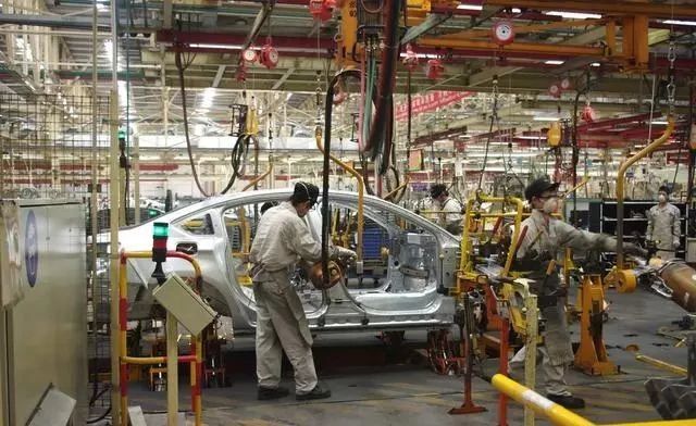冲压大型汽车模、覆盖件工艺、特点与要求规范