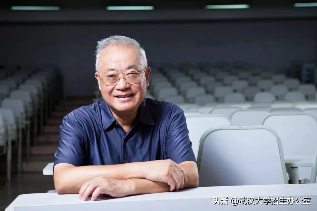 常年霸占热搜的武汉大学，除了樱花，还有什么可