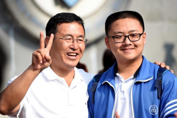 考生500多分上清华，被网友质疑期末会挂科，如今过得让人很羡慕