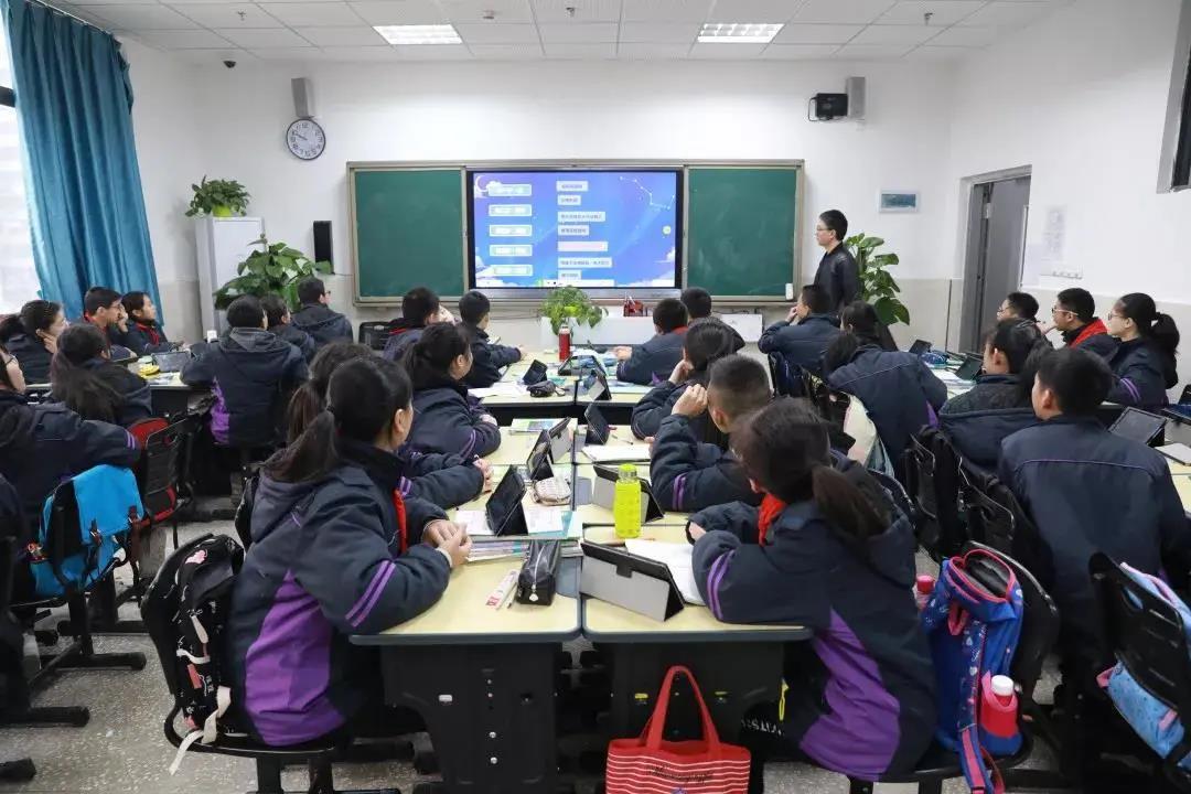 细数重庆“渝中”4所中学的优缺点！比不上“七龙珠”，却很火爆