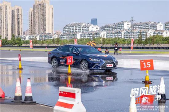 体验“新升代”</p><p>　　正新乘用车胎2020新品发布