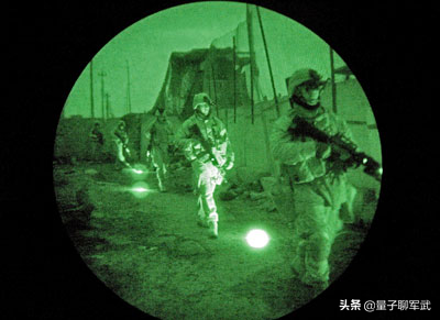 夜视瞄准镜,其实这两类的工作原理一样,所采用的都是红外线的光学性质