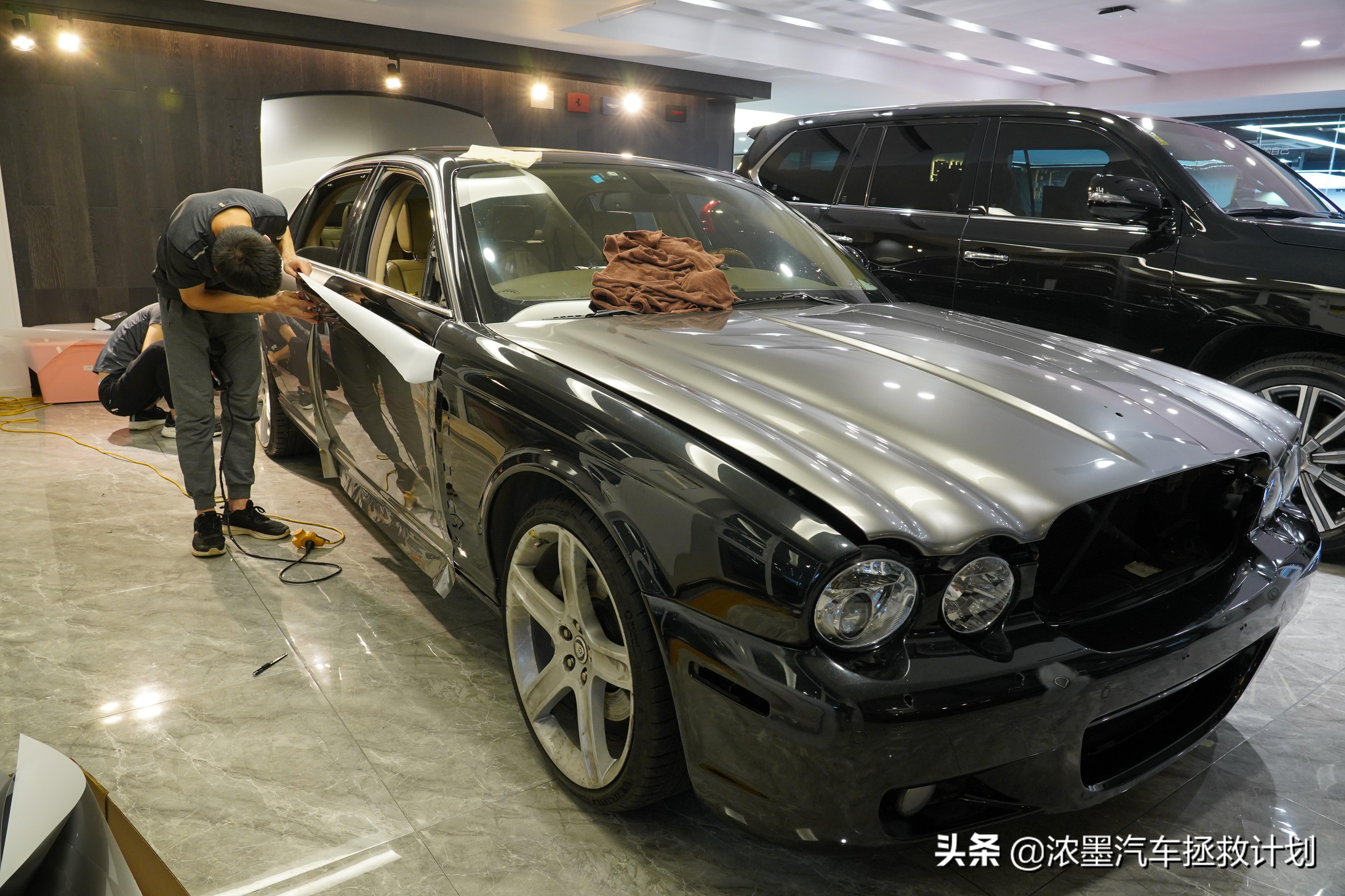 「从容耀眼」整备一台十三年前的捷豹XJ，演绎优雅与动感自然结合