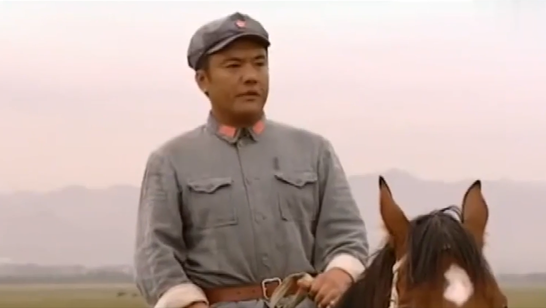 1976叶剑英问许世友：能指挥南京军区吗？许世友：司令是我的保镖