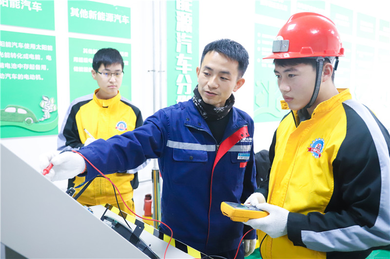 汽修行业发展前景怎么样？学汽车技术可以从事哪些岗位？