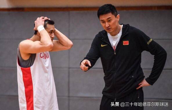 为什么nba巨星都退出男篮(终于明白为什么易建联退出男篮国家队，看完分析，豁然开朗)