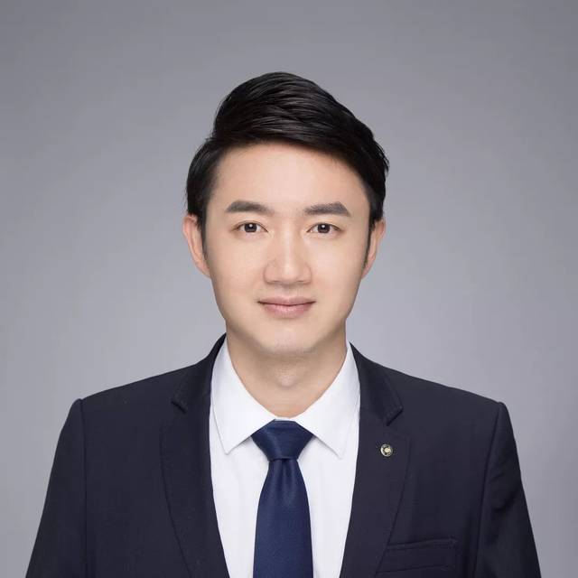 证件照拍不好，到底要怎么拍证件照？快来看看