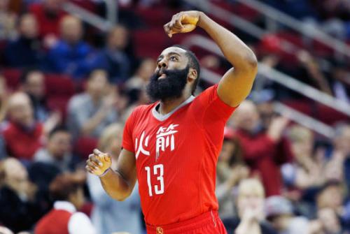 nba有哪些黄色球衣(除了湖人紫金球衣，还有哪些球衣堪称艺术品？76人球衣因AI成经典)