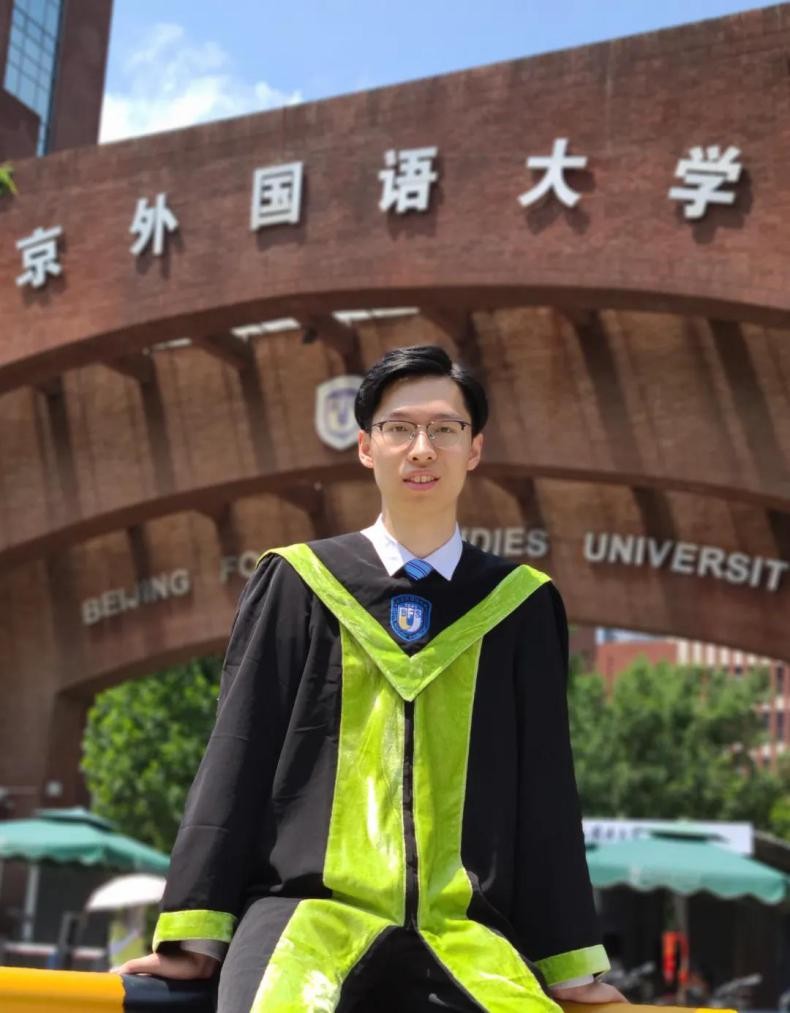 太优秀！这10位“超强”学霸：全部入职外交部，来自北京同所大学同一学院！