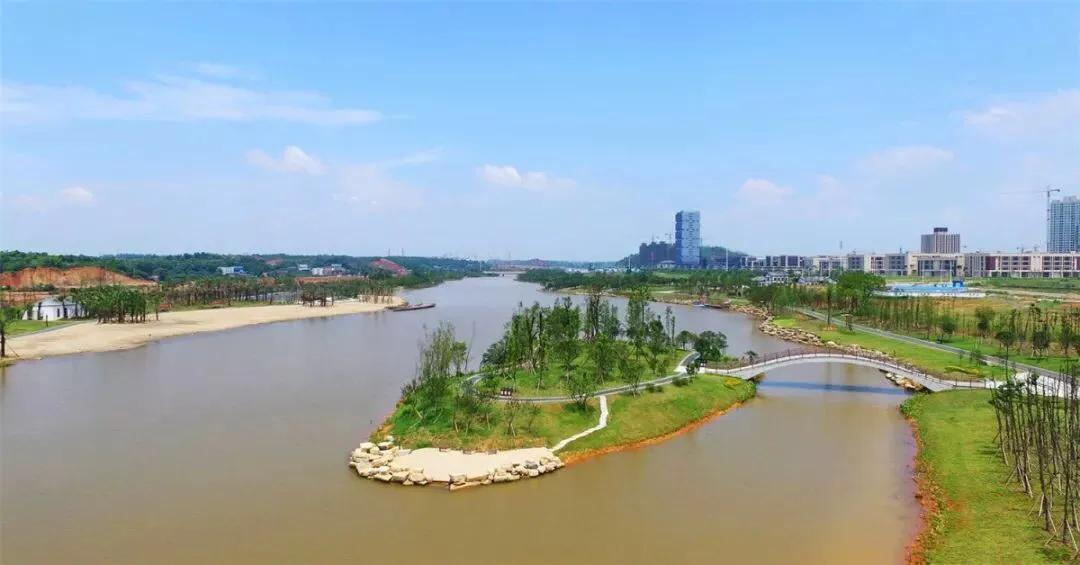 深圳十大必游景点推荐：从欢乐谷到大梅沙，体验都市与自然完美融合的旅游胜地