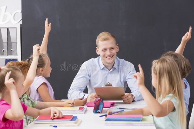 论当代语言学理论与外语教学的接口问题