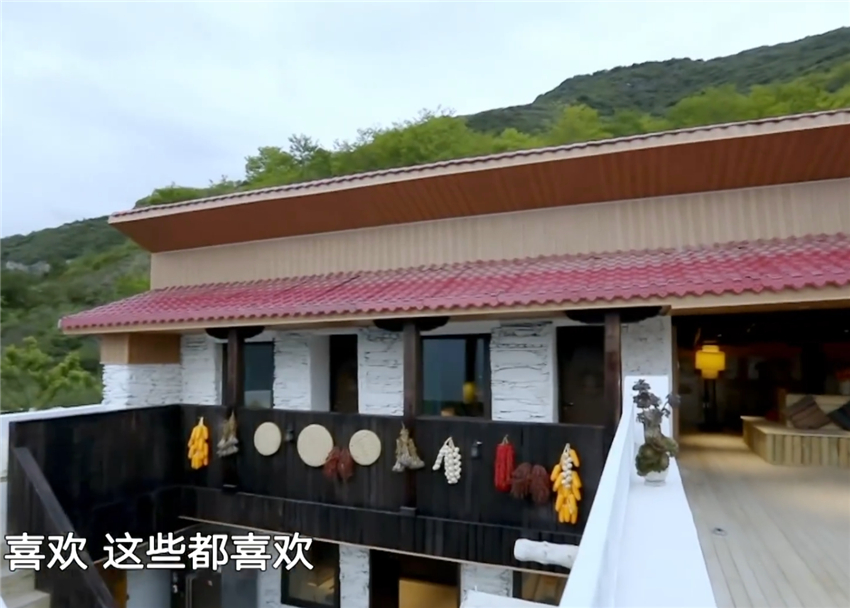 成都藏区漏雨石头屋，14天改造成精致山景房，墙面填充木炭防潮