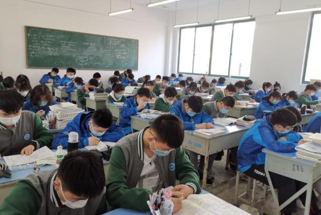 “高考日语”成新流行，培训班供不应求，英语却惨遭“抛弃”