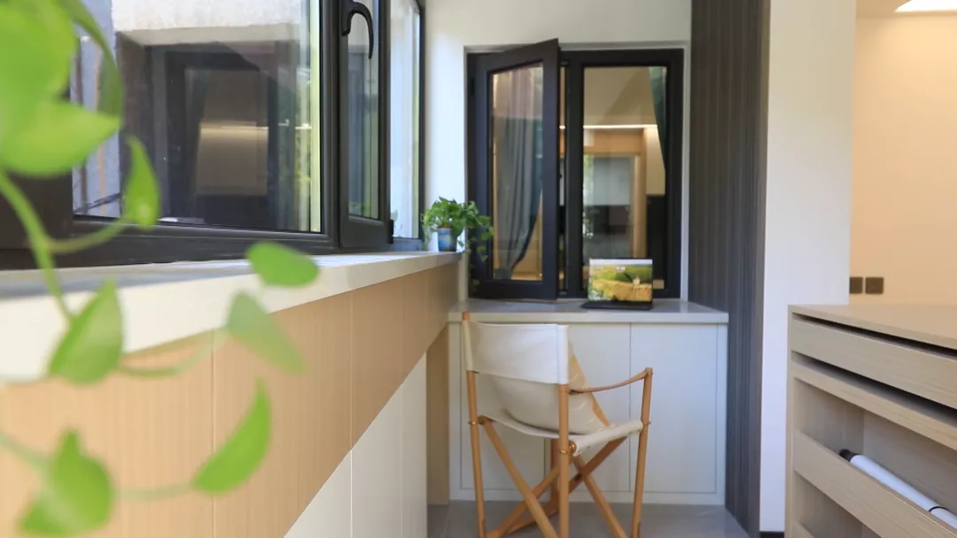 这房子暗得我看不下去了！改造之后变八口阳光之家