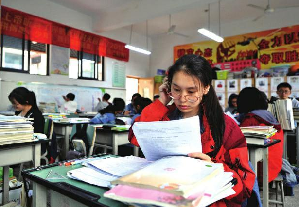 外交学院就业怎么样（4所毕业生直接）