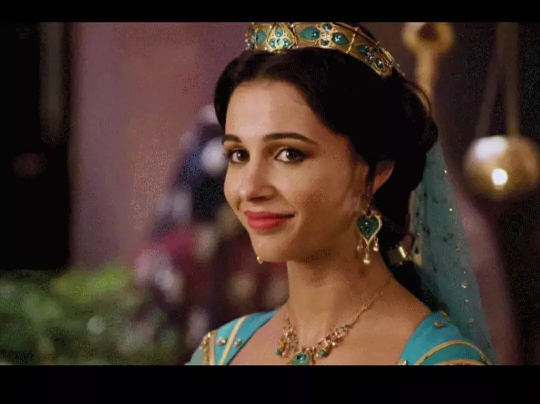 《阿拉丁》为何口碑上佳?别看女主皮肤黑,表现比威尔史密斯都好