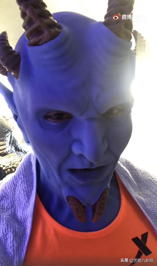 明星万圣节装扮：关晓彤变狐妖，欧阳娜娜扮兔子精，毛晓彤神还原