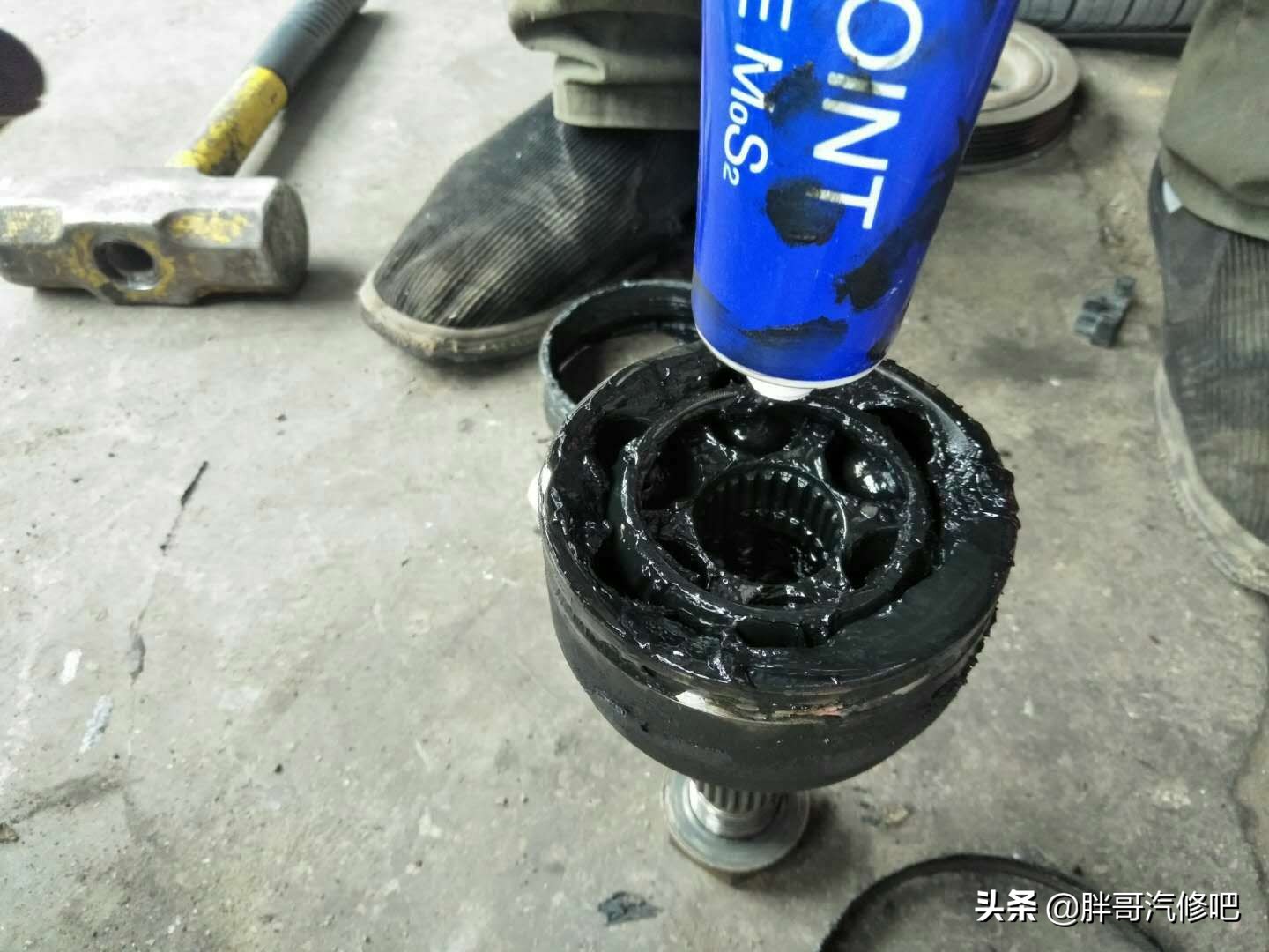 10万公里的车该如何保养？检查不是走马观花，保养不只是换机油