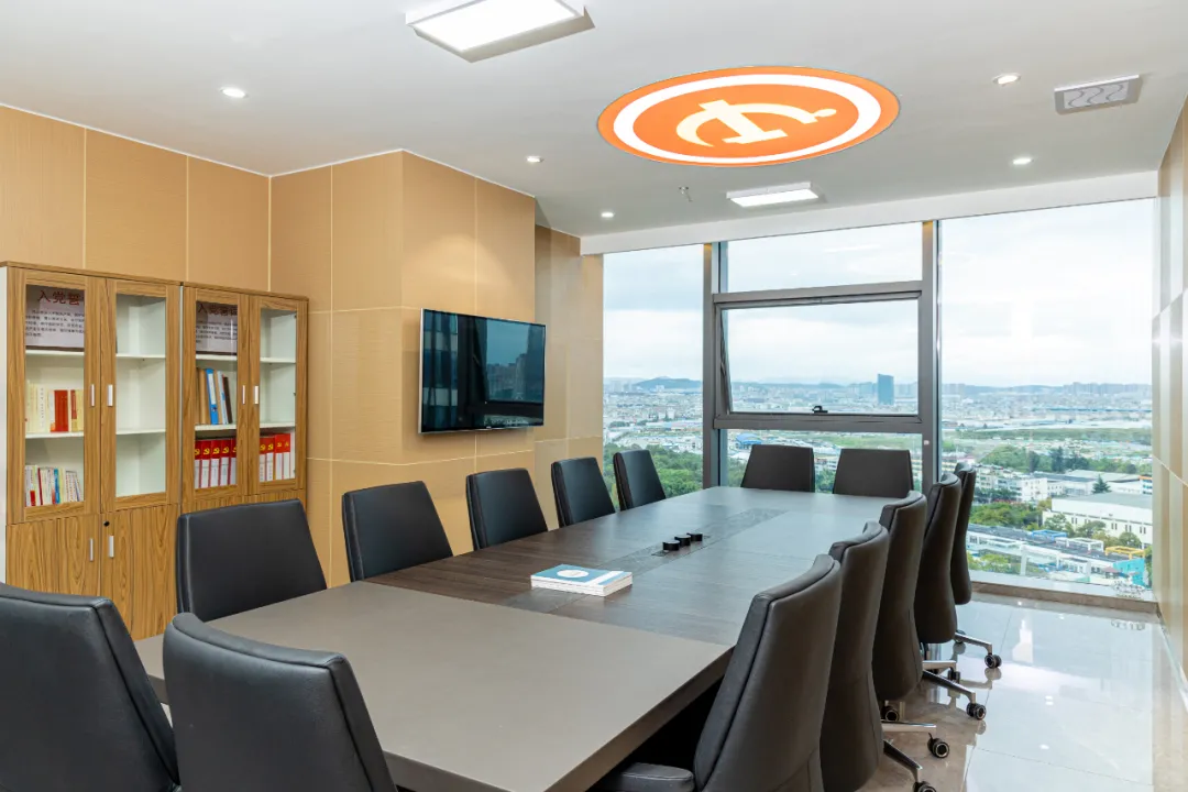 律所印象：上海市海华永泰（昆明）律师事务所