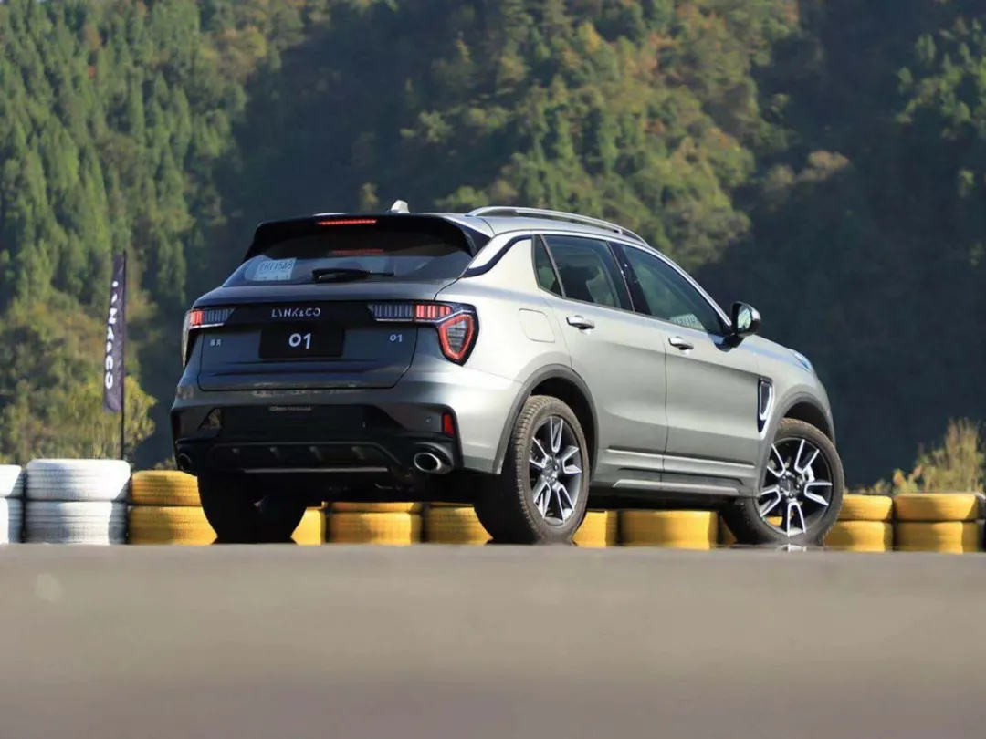 三款20万级国产SUV,实力均衡超能打,完全不输合资